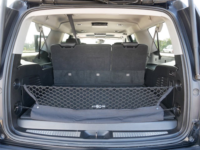 2020 Chevrolet Suburban LT photo 19