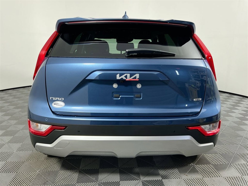 2025 Kia Niro EX Touring photo 3