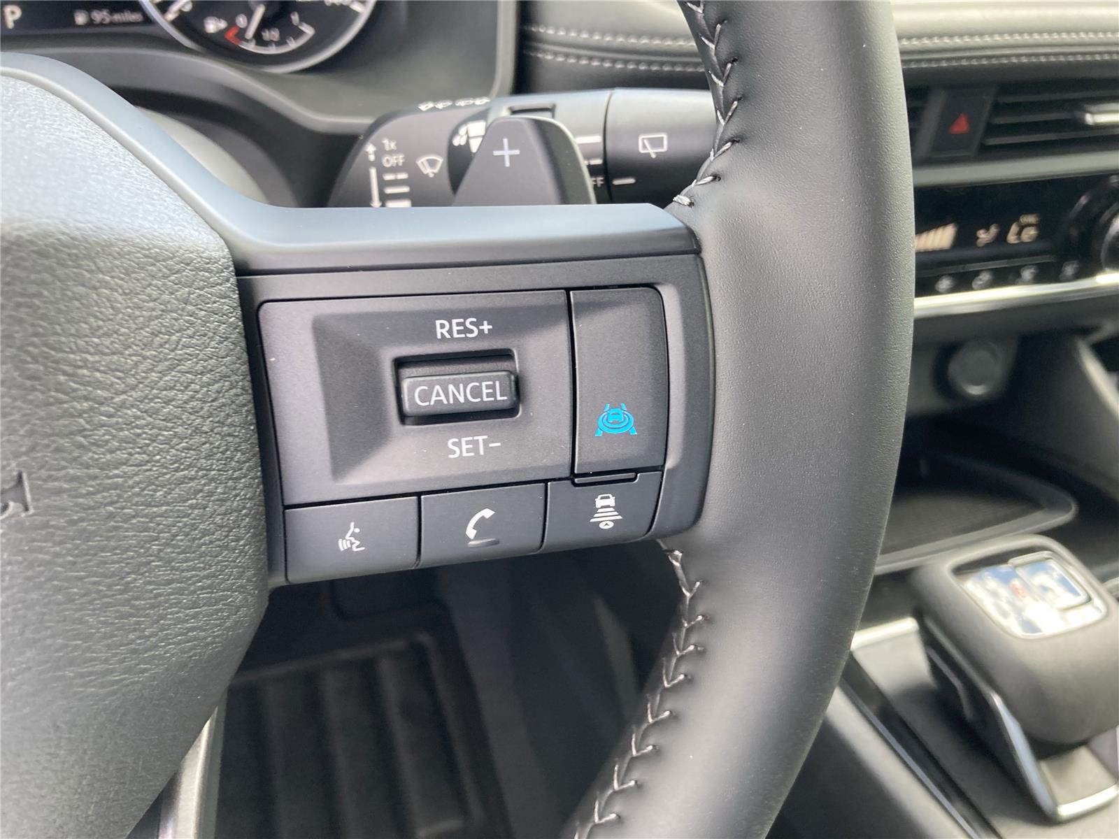 2026 Nissan Rogue SV photo 21