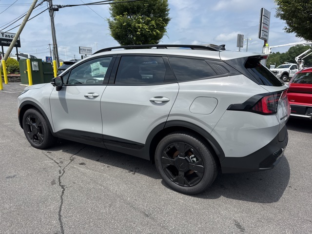 2026 Kia Sportage X-Line photo 3