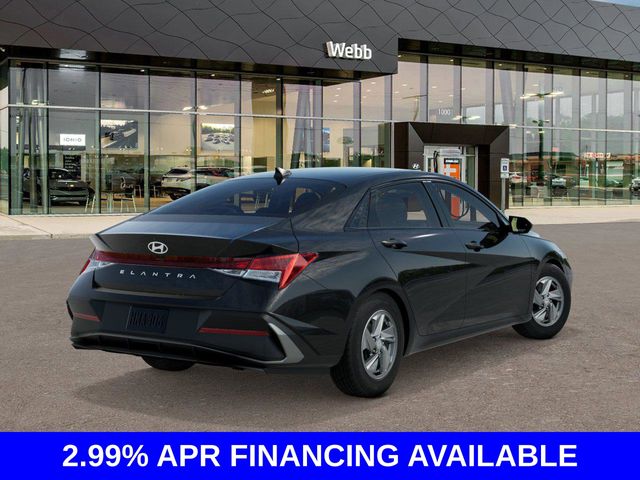 2025 Hyundai Elantra SE photo 3
