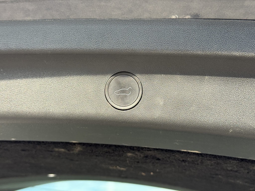 2023 Tesla Model Y Long Range photo 20