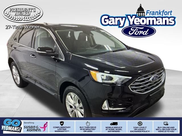 2022 Ford Edge Titanium's photo