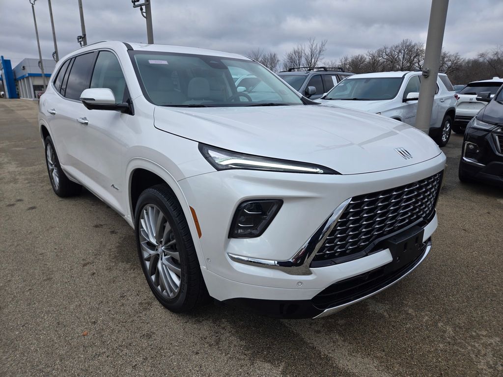 2025 Buick Enclave Avenir's photo
