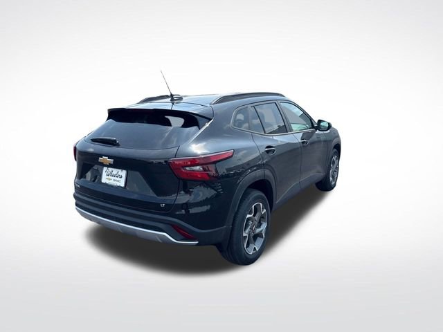 2025 Chevrolet Trax LT photo 3