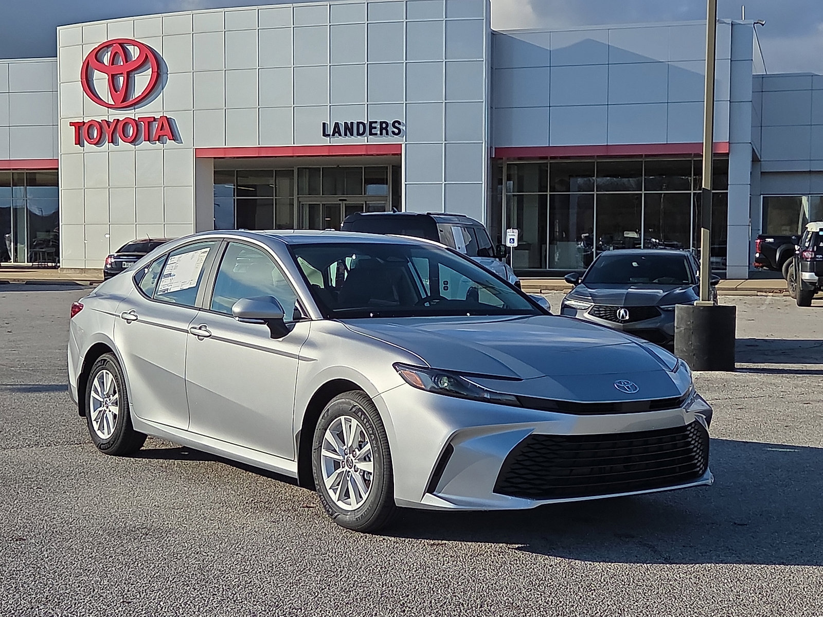 2026 Toyota Camry LE's photo