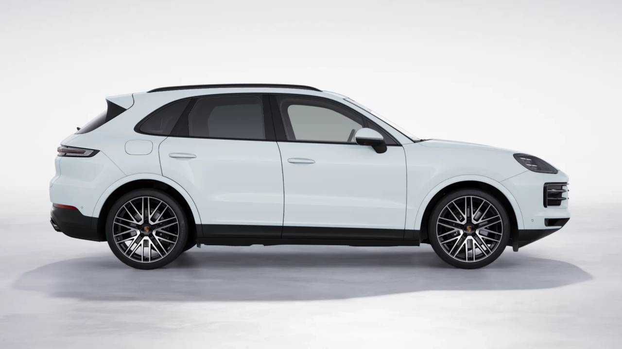 2026 Porsche Cayenne photo 7