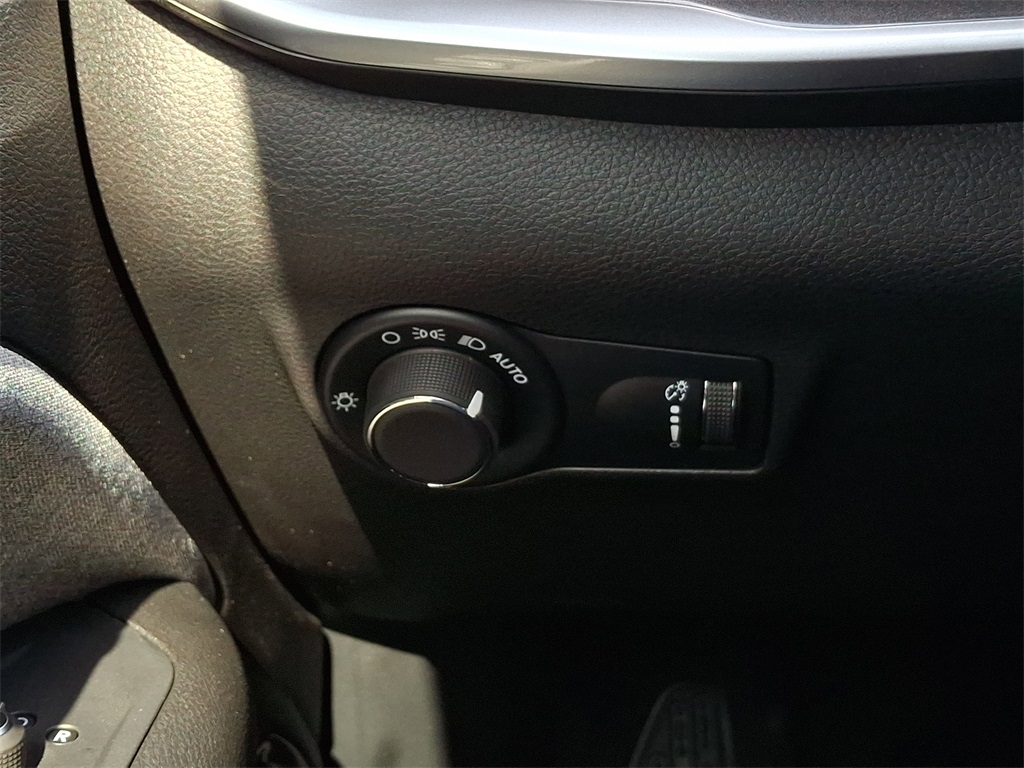 2025 Jeep Compass Sport photo 22