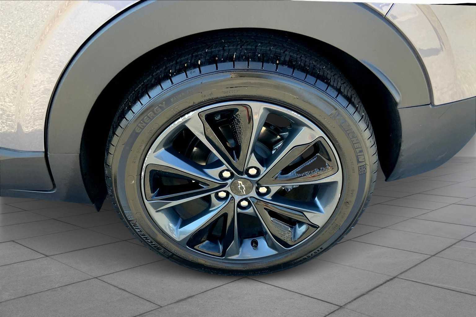 2022 Chevrolet Bolt EUV Premier photo 10