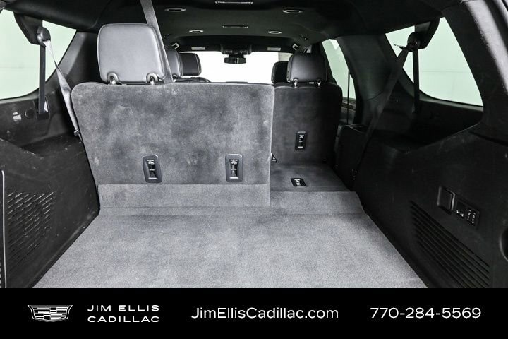2023 Chevrolet Suburban Premier photo 24