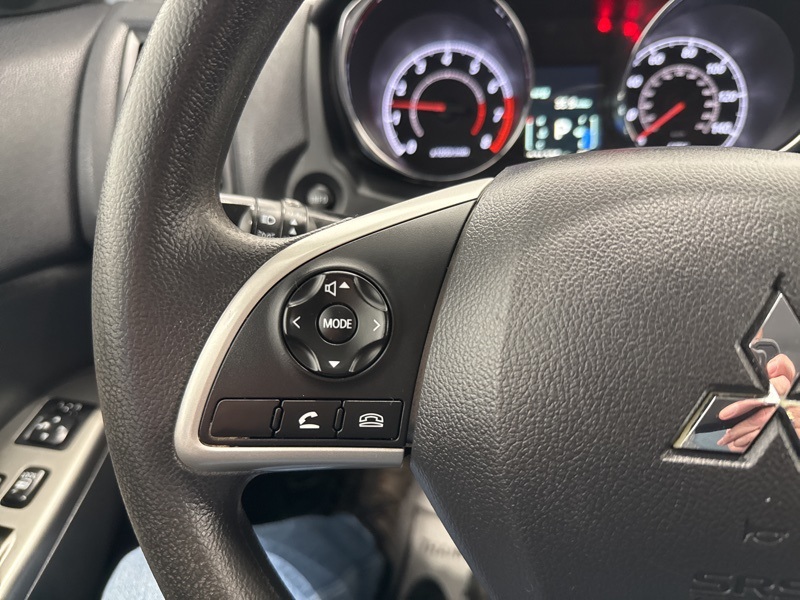 2019 Mitsubishi Outlander Sport ES photo 22