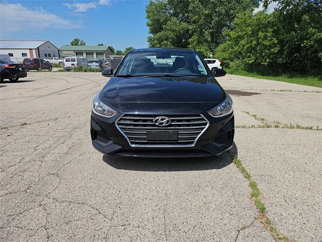 Used 2018 Hyundai Accent SE with VIN 3KPC24A30JE017039 for sale in Milwaukee, WI