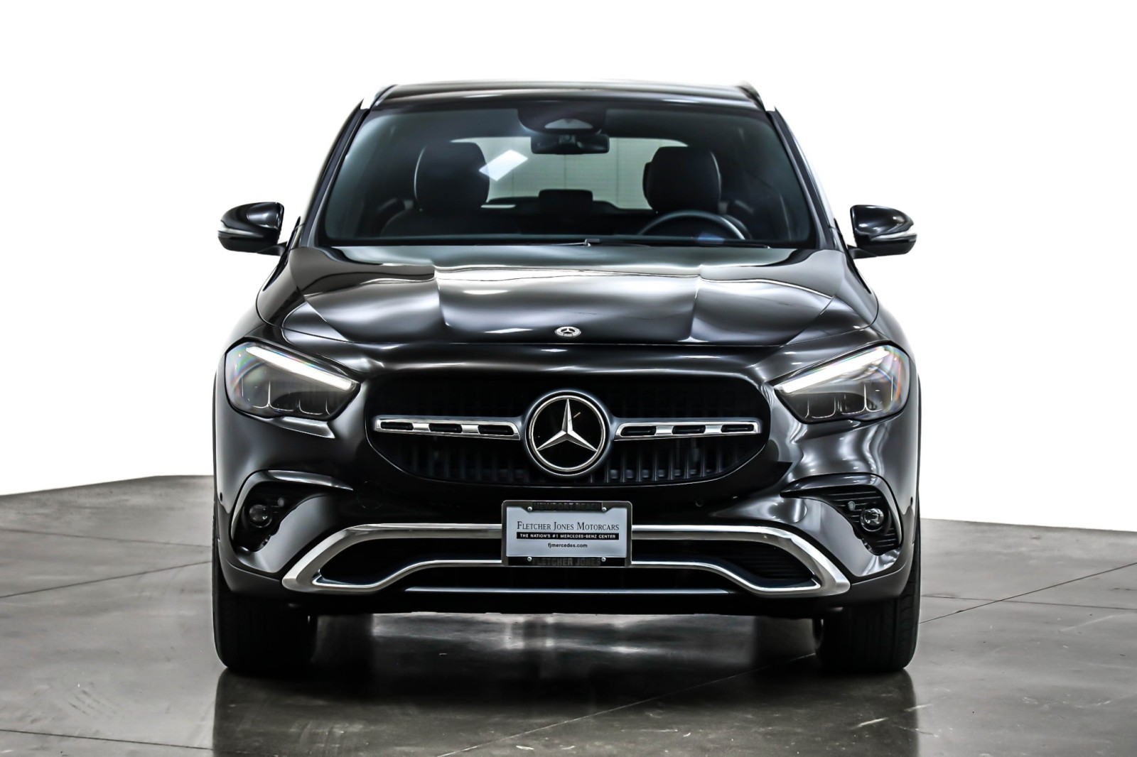 2025 Mercedes Benz GLA 250 photo 3