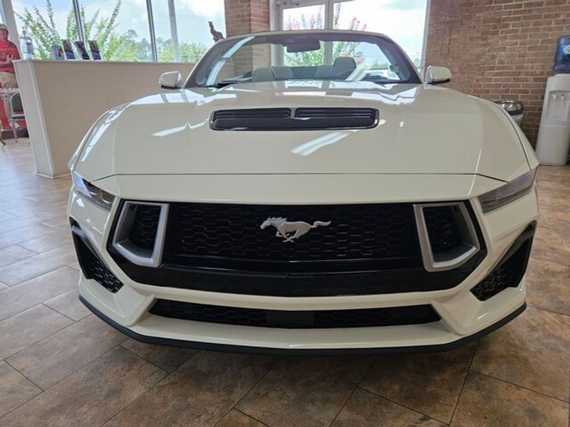 2025 Ford Mustang GT Premium Convertible photo 2