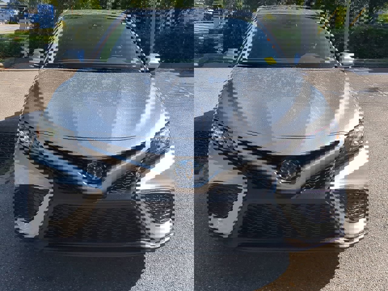 2023 Toyota Camry Hybrid SE photo 8