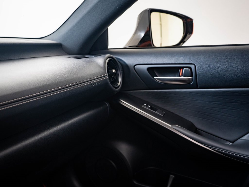 2023 Lexus IS 500 F SPORT Performance photo 35