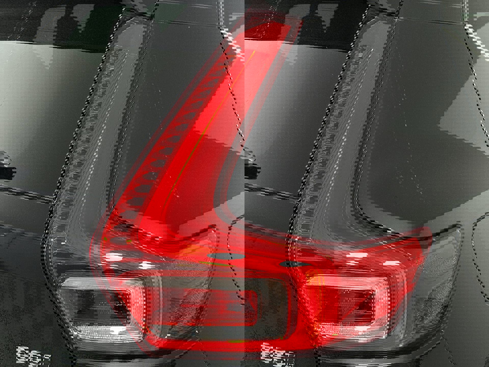 2025 Volvo XC40 Core photo 21