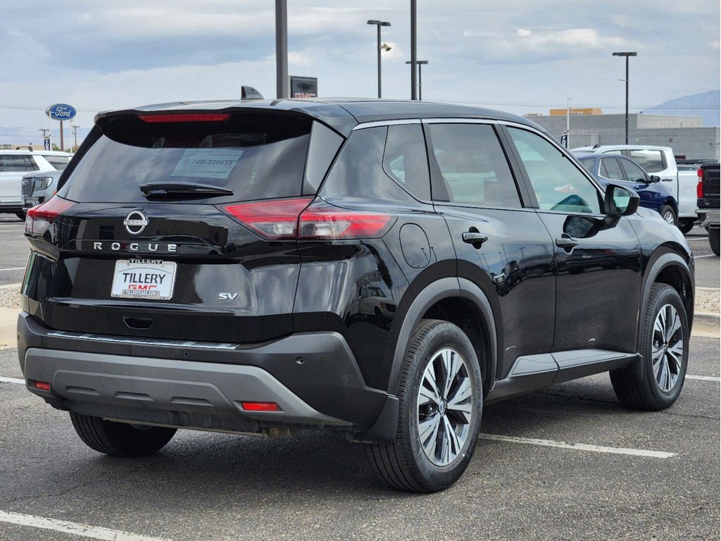 2023 Nissan Rogue SV photo 4