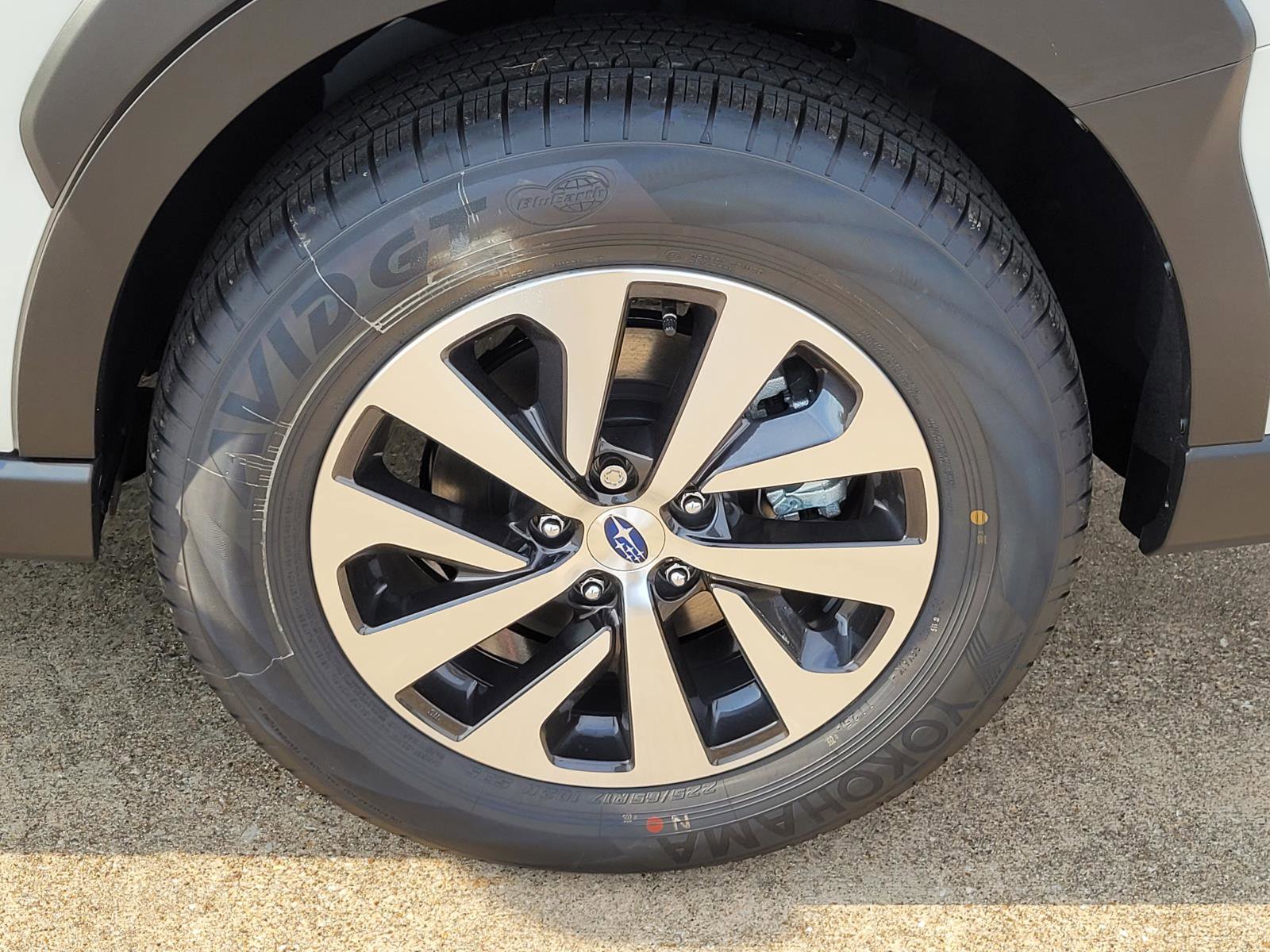 2025 Subaru Outback Premium photo 18