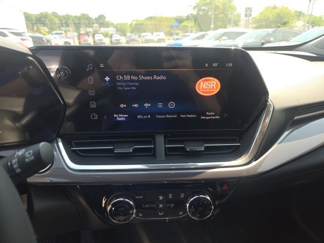 2025 Chevrolet Trax ACTIV photo 18