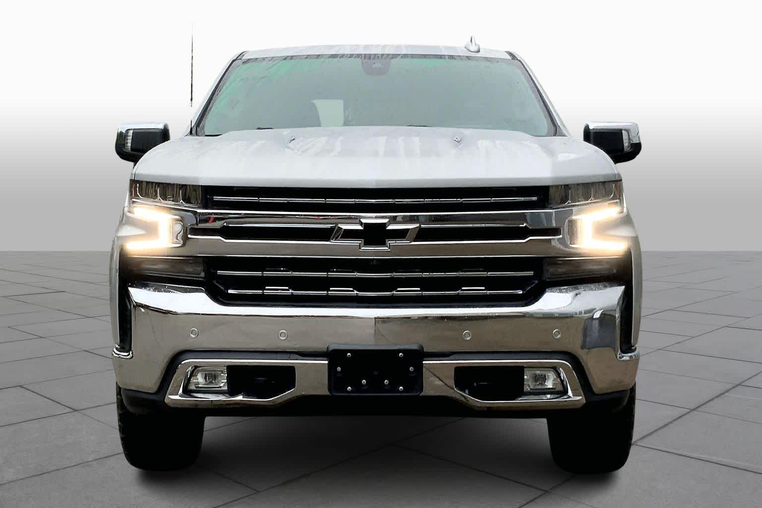 2021 Chevrolet Silverado 1500 LTZ photo 3