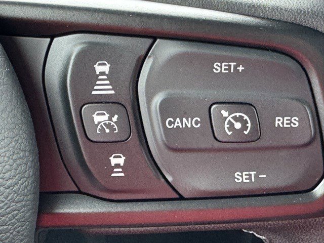 2025 Jeep Wrangler Willys photo 15