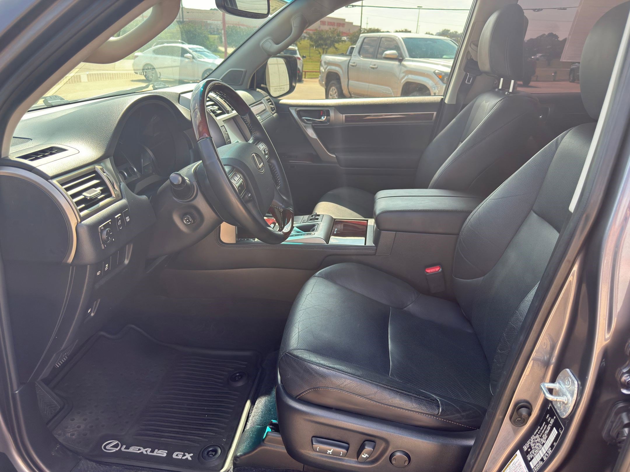 2018 Lexus GX 460 Premium photo 4