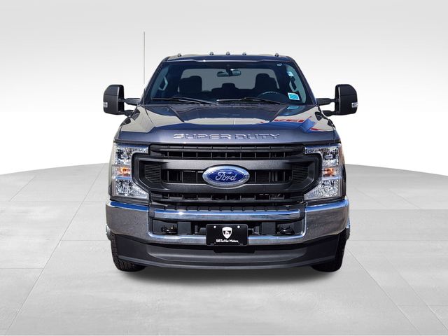 2022 Ford F-350 photo 2