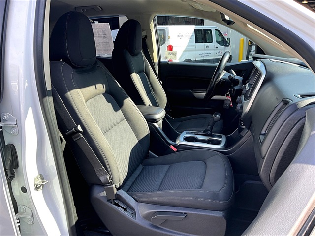 2019 Chevrolet Colorado LT photo 7
