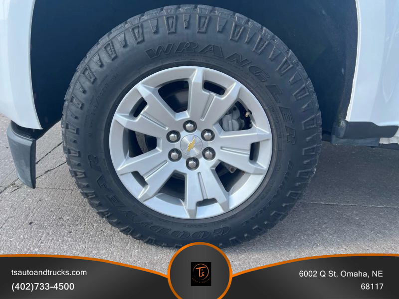 2016 Chevrolet Colorado LT photo 12