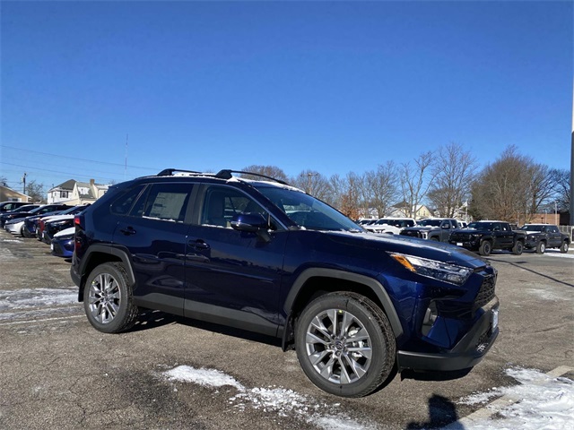 2025 Toyota RAV4 XLE Premium's photo