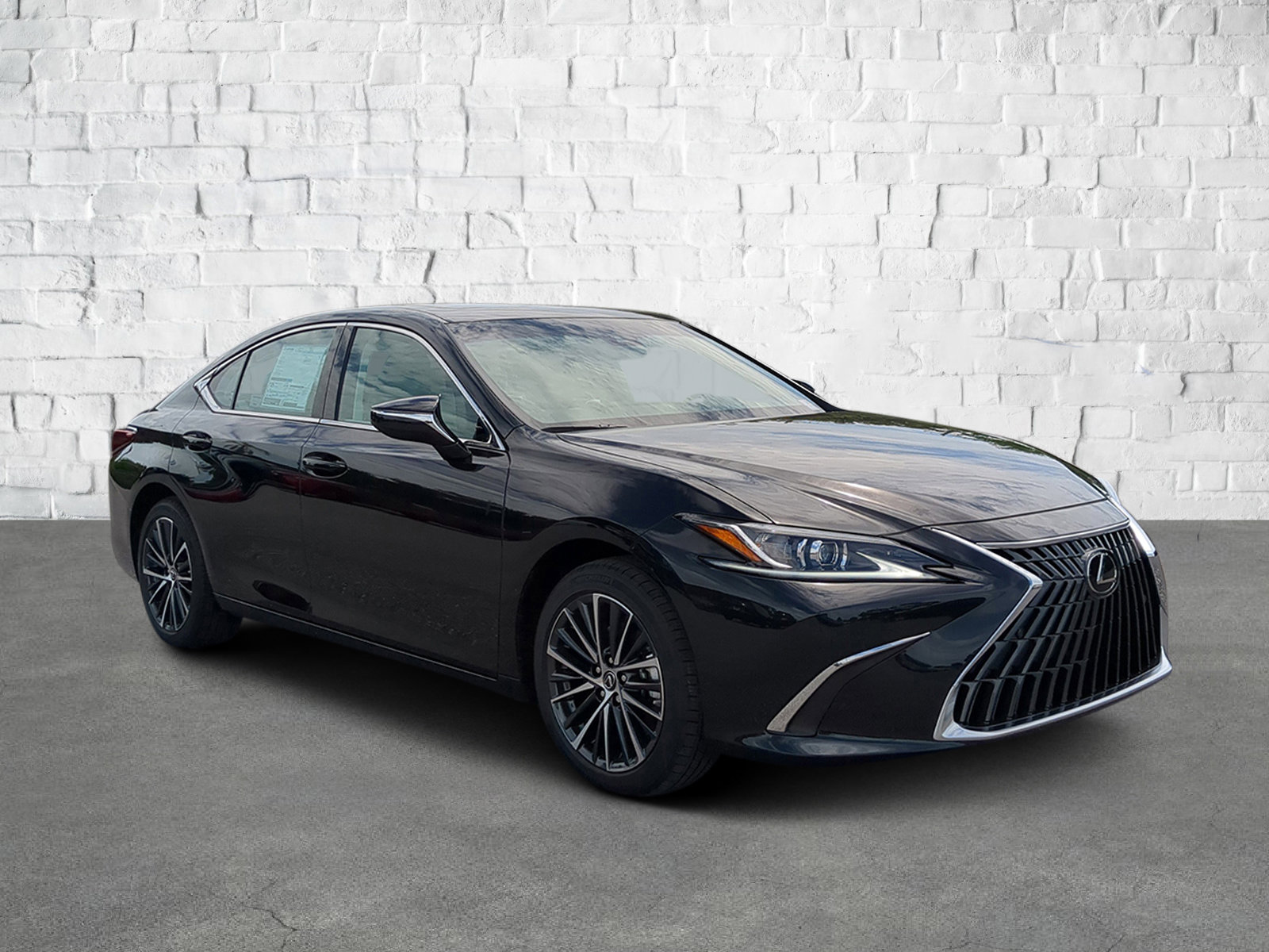 2025 Lexus ES 350's photo