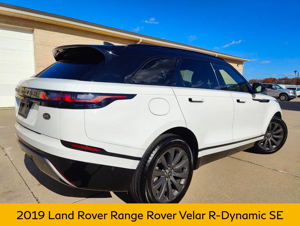 2019 Land Rover Range Rover Velar SE photo 2