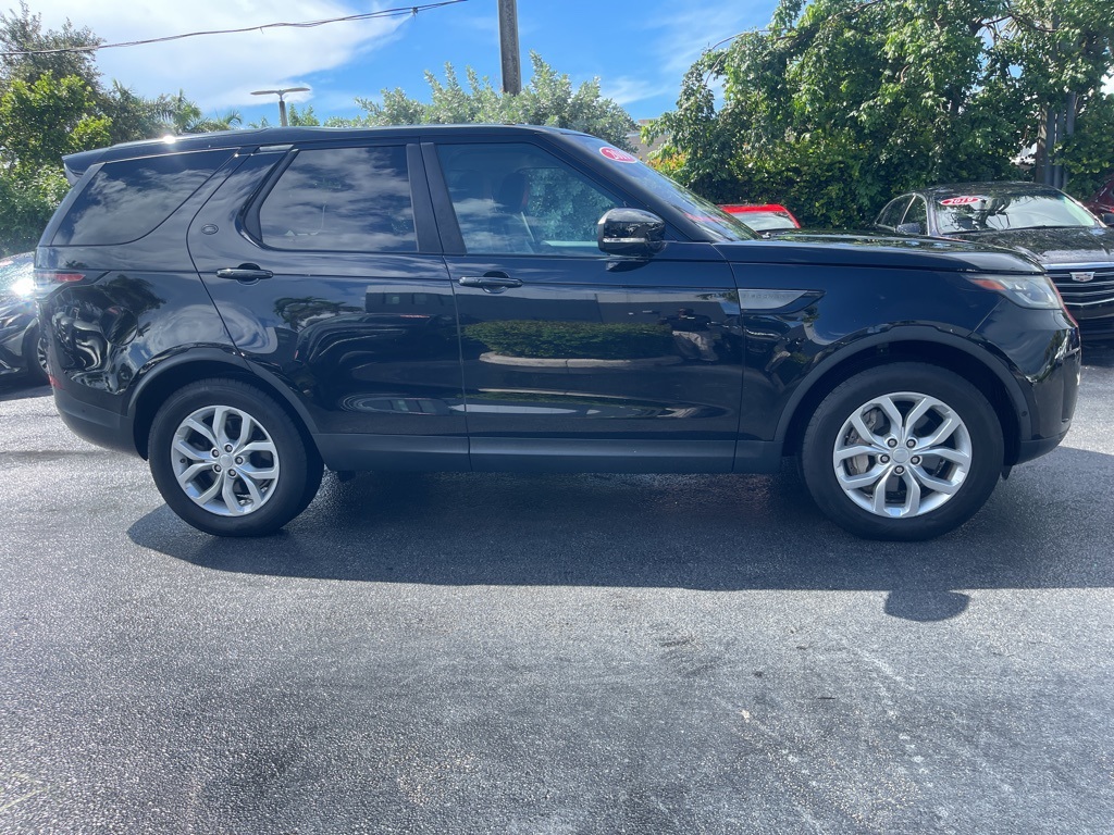 2019 Land Rover Discovery SE photo 2