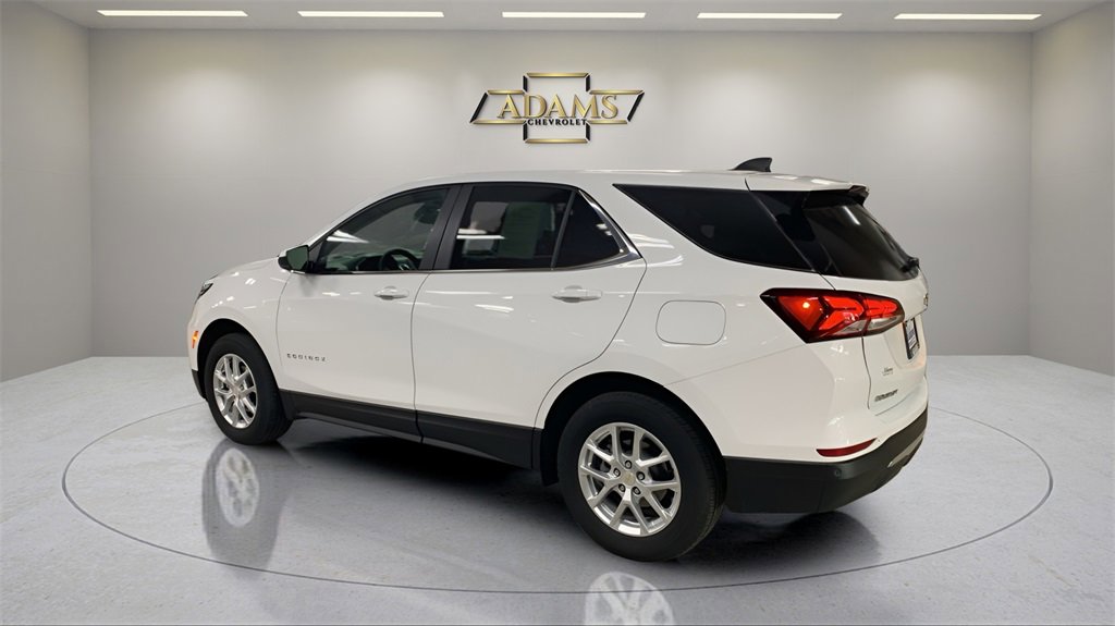 2024 Chevrolet Equinox LT photo 4