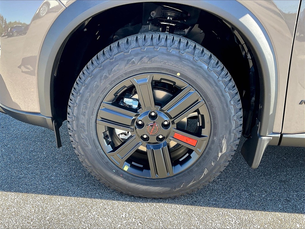 2026 Nissan Rogue SV photo 7
