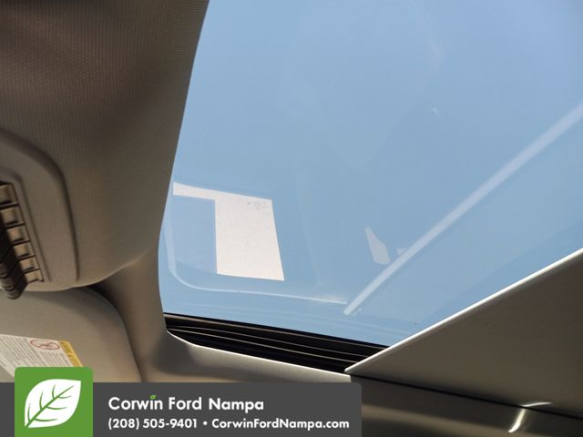 New 2025  Ford Lariat image 24