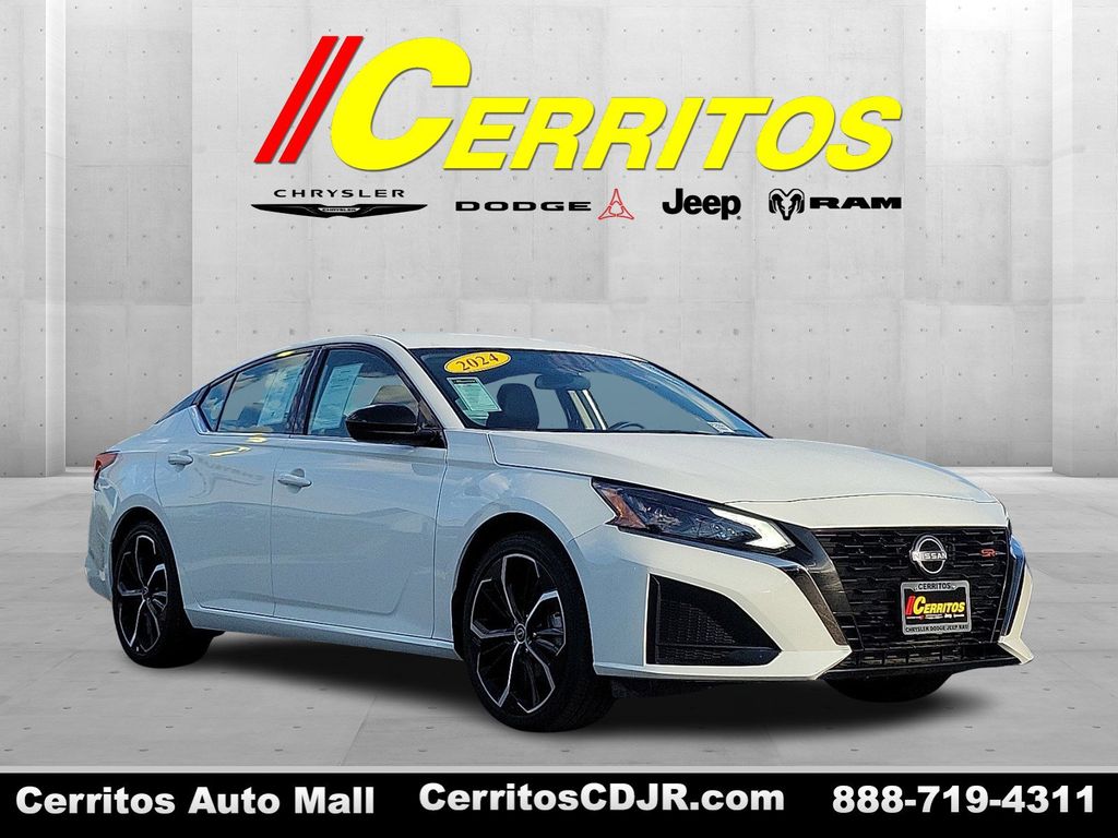 2024 Nissan Altima SR