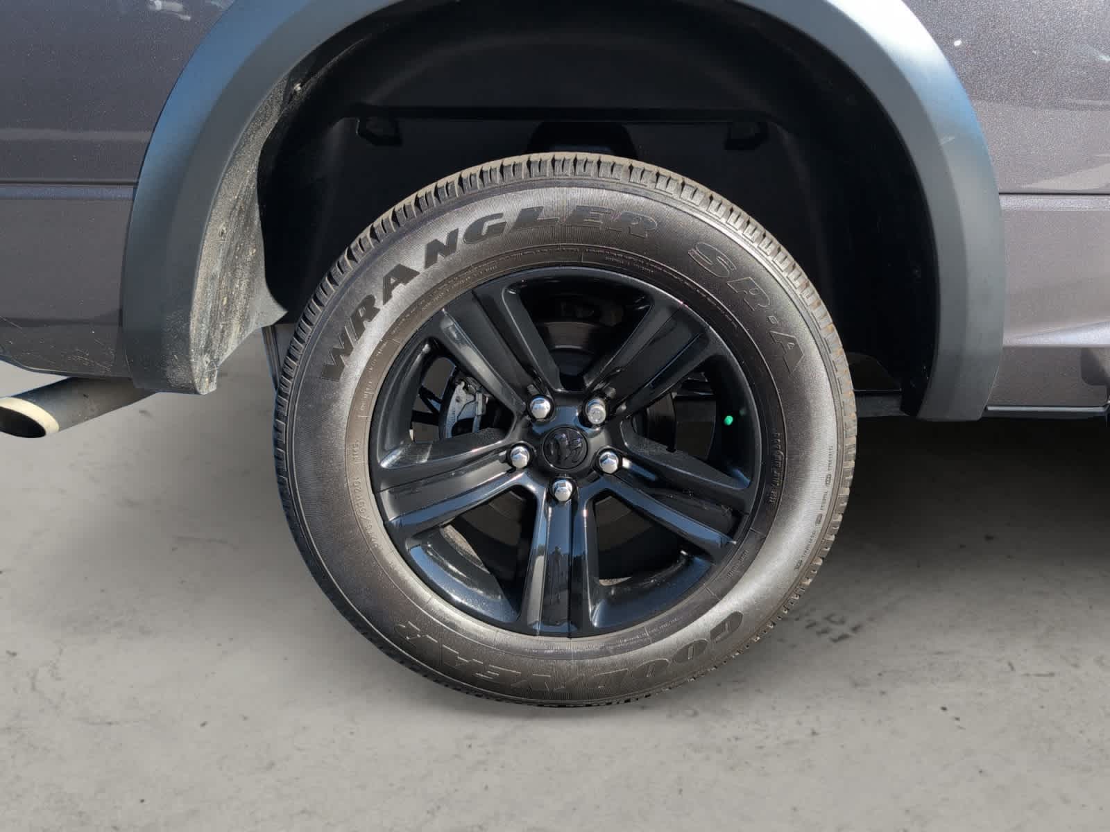 2022 Ram 1500 Classic Warlock photo 9