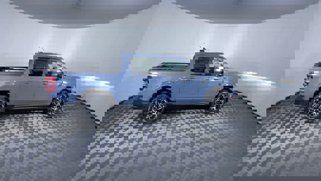 2025 Ford Maverick Lariat photo 9