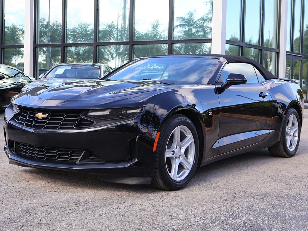 2023 Chevrolet Camaro 2LT photo 5