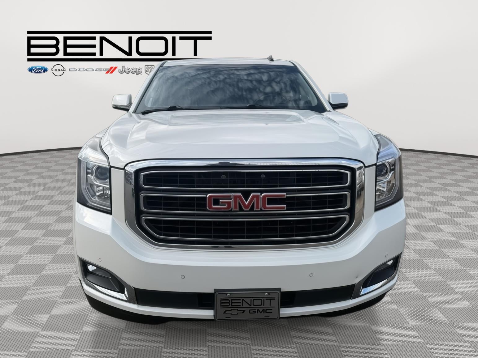 2015 Gmc Yukon SLT photo 2
