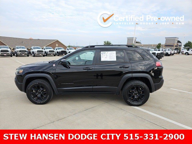2022 Jeep Cherokee Trailhawk's photo