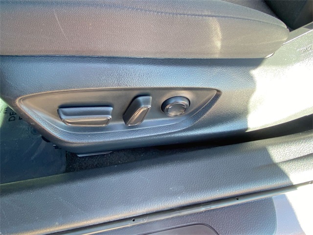 2024 Toyota Camry LE photo 4