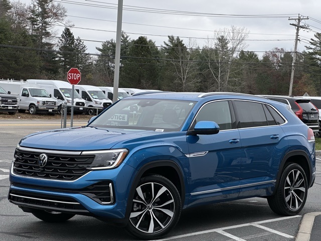 2024 Volkswagen Atlas Cross Sport SEL Premium R-Line photo 2