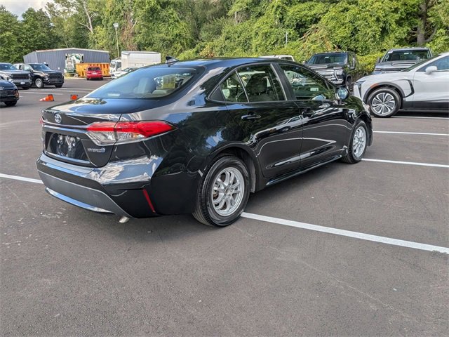 2021 Toyota Corolla Hybrid LE photo 3