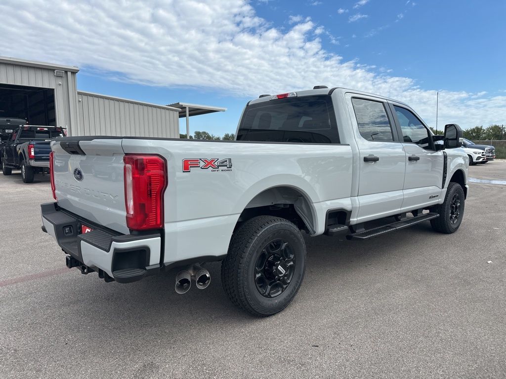 2026 Ford F-250 XL photo 7
