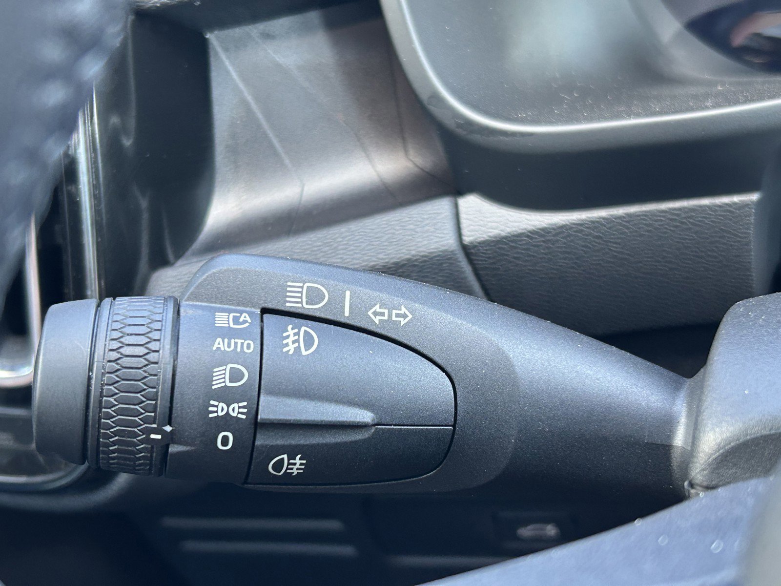2023 Volvo C40 Recharge Ultimate photo 18