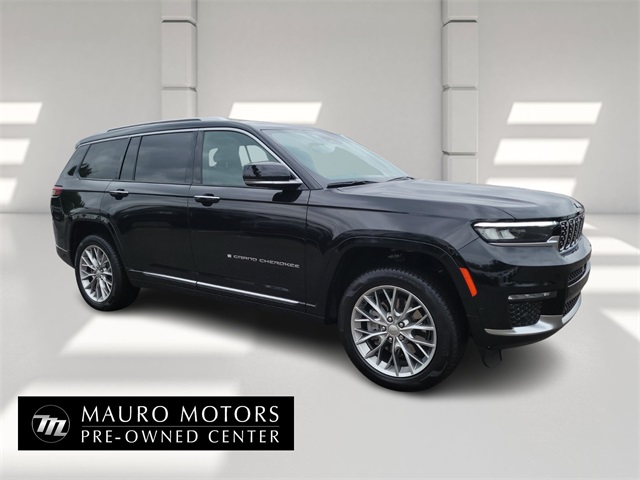 2022 Jeep Grand Cherokee L Summit's photo