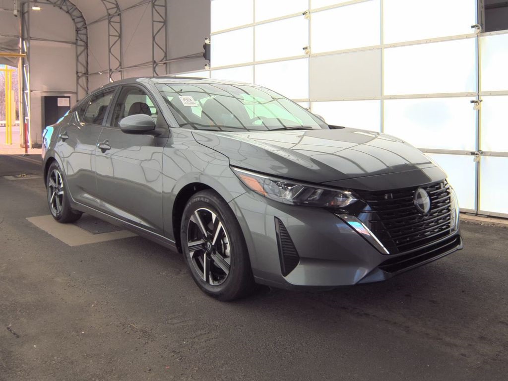 2024 Nissan Sentra SV's photo